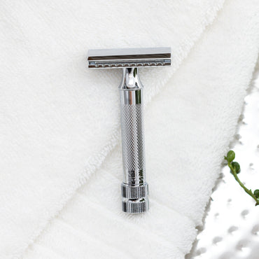 Merkur Double Edge Safety Razor, Straight Cut, Extra Thick Handle, Chrome