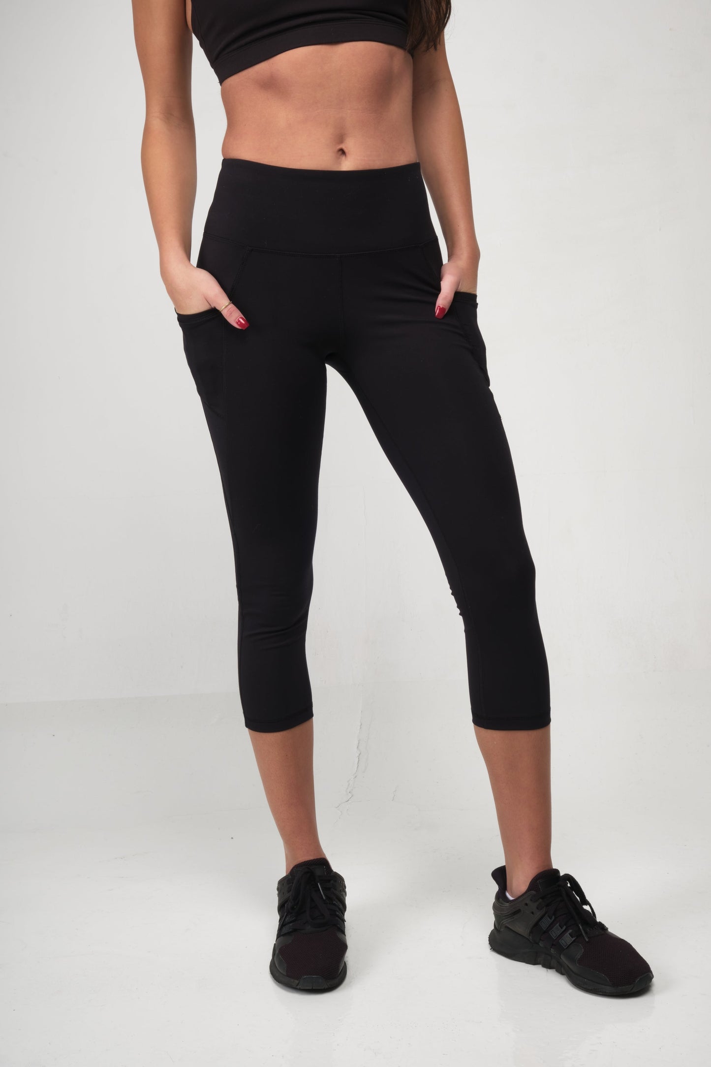 Capri Legging With Pockets