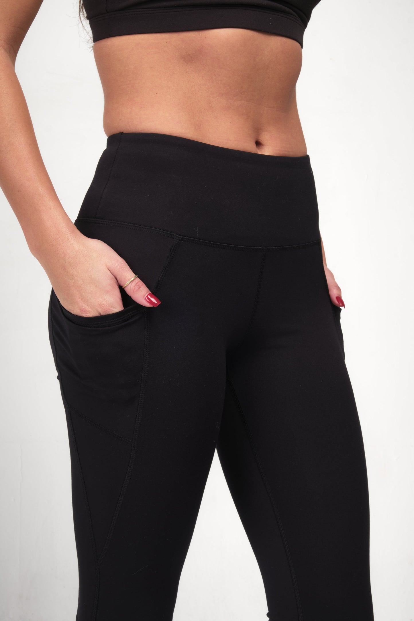 Capri Legging With Pockets