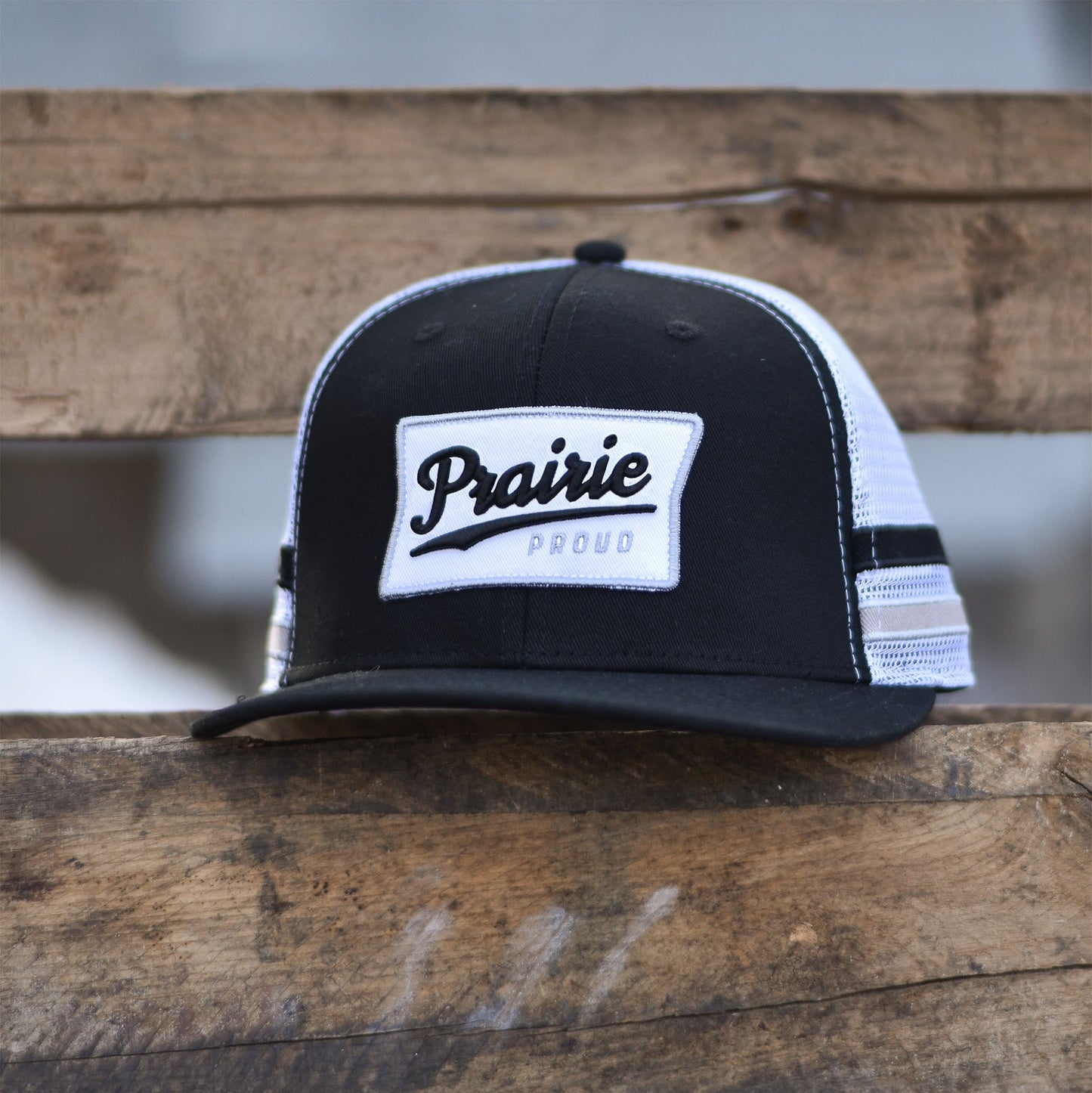 Unisex - Retro Trucker - Black / White / Grey