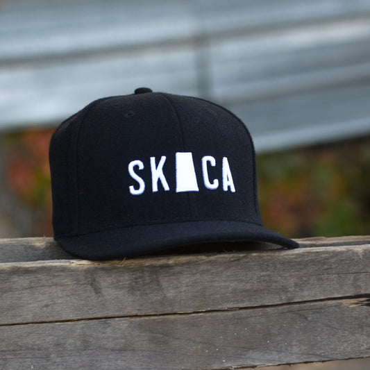 Unisex - Sask Canada Snapback - Black Flannel